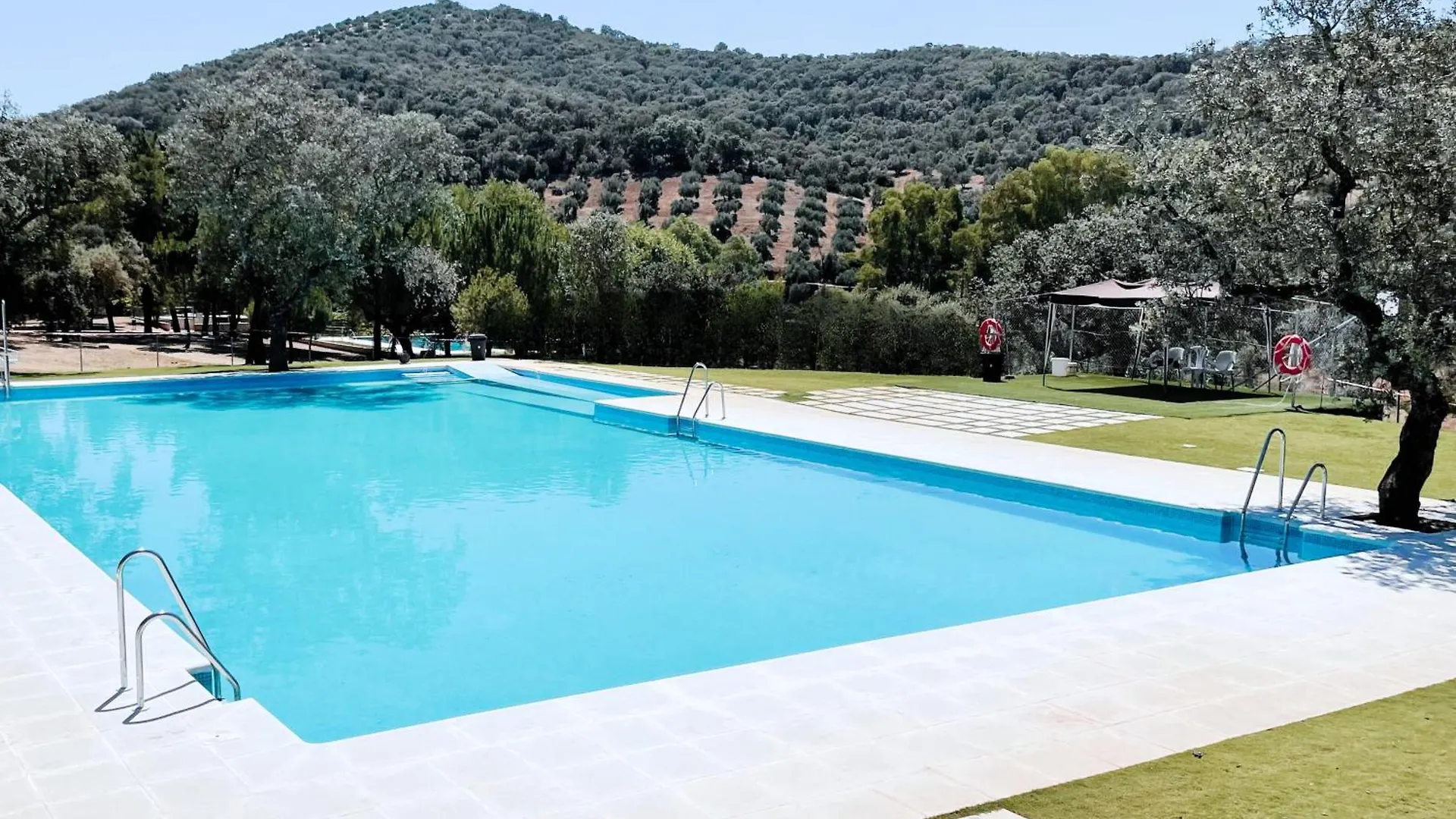 Bungalows Camping Jimmy Jones Villaviciosa de Córdoba
